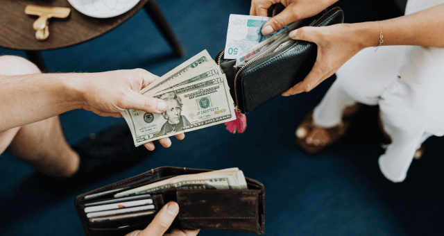 cambio de divisas en viaticos corporativos